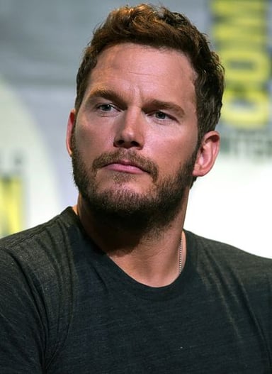 What is the height of Chris Pratt?