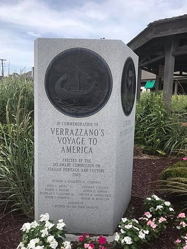 Did Verrazzano explore both New York Bay and Narragansett Bay?