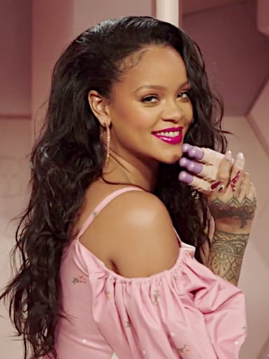Rihanna received the [url class="tippy_vc" href="#4626549"]Grammy Award For Best Melodic Rap Performance[/url] for [url class="tippy_vc" href="#88531416"]Loyalty[/url]. What year was it?