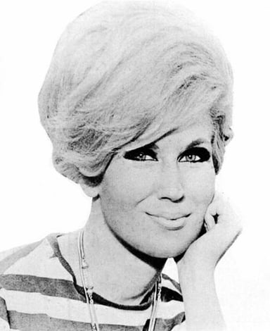 What does Dusty Springfield look like?