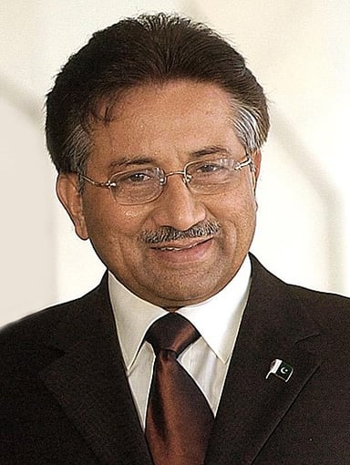Do you know where Pervez Musharraf lived during the time period between Nov 30, 1942 and Nov 30, 1946?