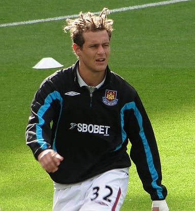 Which country does the team Guangzhou Evergrande play for, where Diamanti also played?