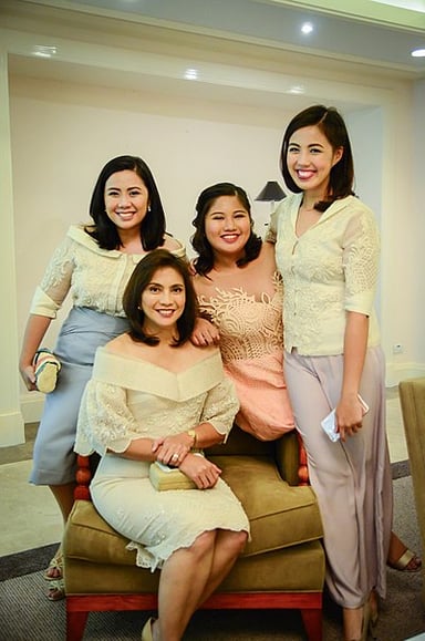 Who was Leni Robredo's running mate in the 2022 Philippine presidential election?
