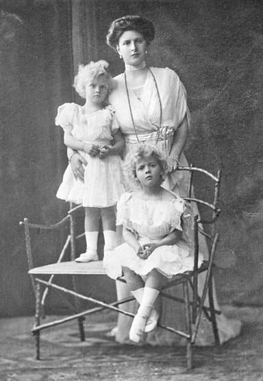 Who`s mother-in-law was Princess Alice?