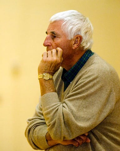 What is Bob Knight's full name?