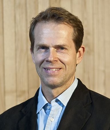 What is the name of the junior award named after Edberg?