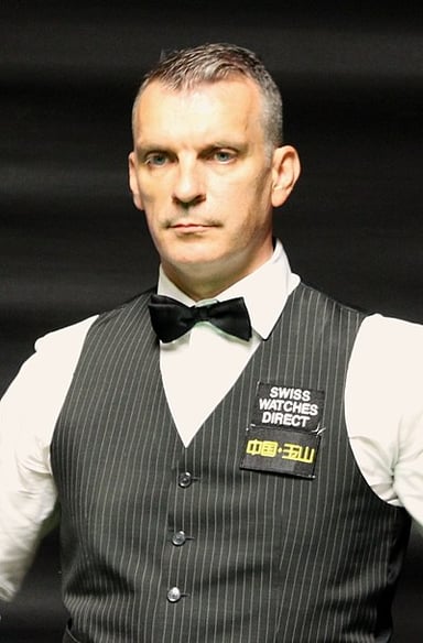 How many times has Mark Davis won the six-red snooker world championships?