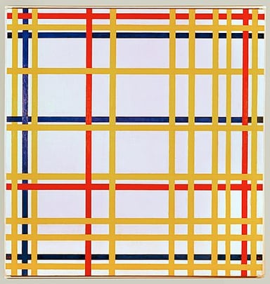 What shift did Mondrian make to his name upon his arrival in Paris?