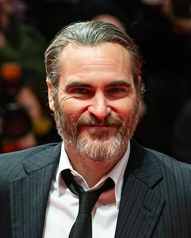 What award did Joaquin Phoenix win for his role in "Walk the Line"?