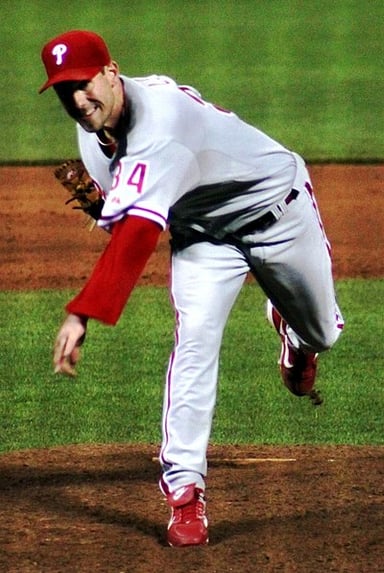 For which team did Cliff Lee make his MLB debut?