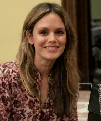 What is the profession of Rachel Bilson's character in the series Hart of Dixie?