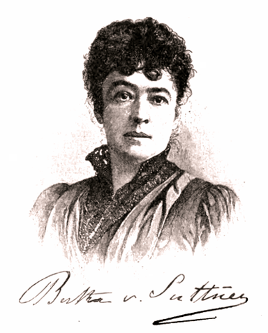 Who succeeded Bertha von Suttner as the honorary president of the Austrian Peace Society?