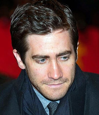 Which of the organization has Jake Gyllenhaal been a member of?