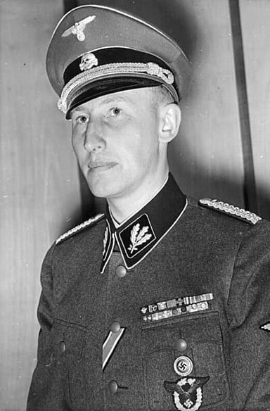 Which conference did Heydrich chair in 1942?