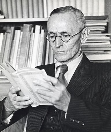 Which award did Hesse receive for his literary work?