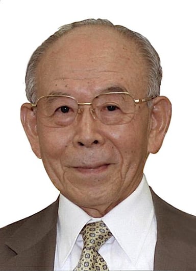 What technology is Isamu Akasaki best known for inventing?