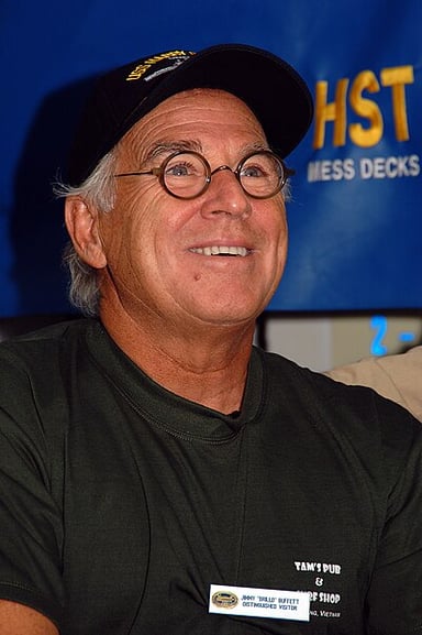 Which of the following is a restaurant chain owned by Jimmy Buffett?