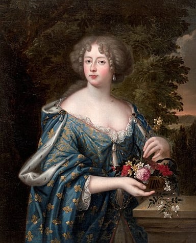 Who was Elizabeth Charlotte's firstborn?