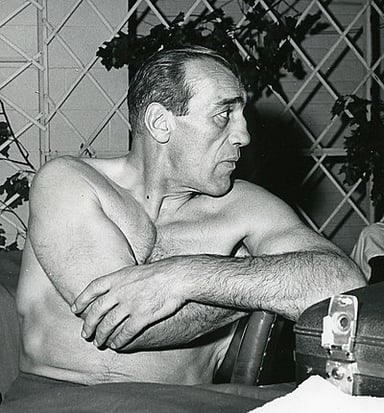 Who beat Primo Carnera to end his reign as boxing World Heavyweight Champion?