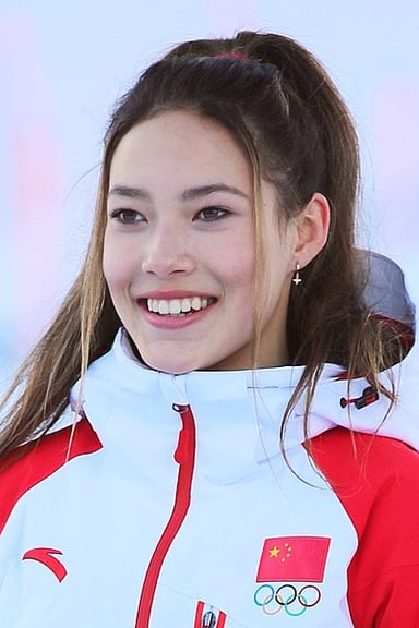 How many gold medals did Eileen Gu win at the 2022 Winter Olympics?
