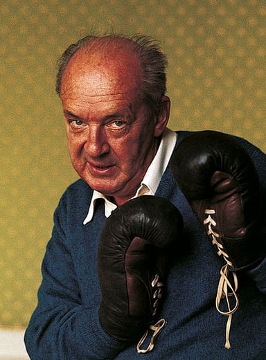 In which year did Vladimir Nabokov become an American citizen?