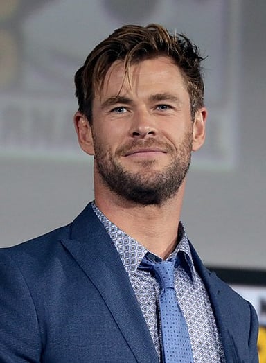 Which sequel did Chris Hemsworth appear in 2016?