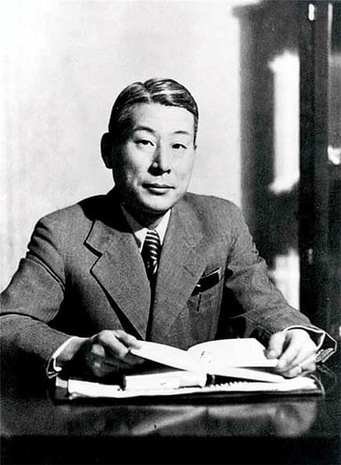 Which countries' Jewish refugees did Sugihara help?