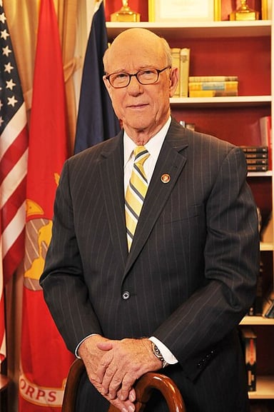How many terms did Pat Roberts serve in the Senate?