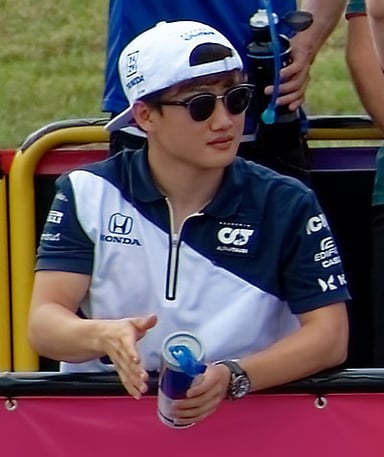 What is Yuki Tsunoda's racing number in Formula One?