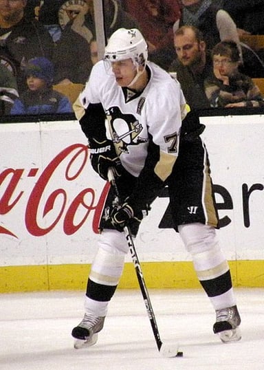 In which city did Malkin start his hockey career?