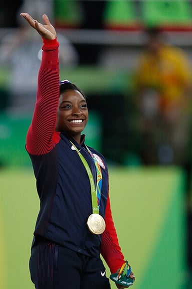 What nationalities does Simone Biles holds?