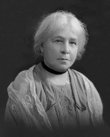 What was Margaret Murray's field of study at UCL?