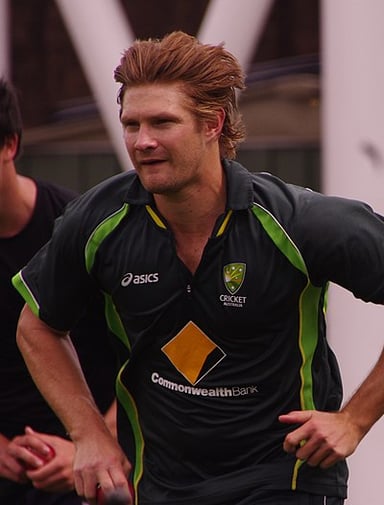 Which hand did Shane Watson use for batting?