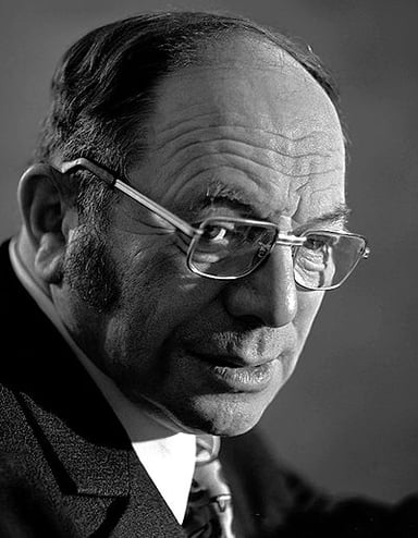 Which prize did Leonid Kantorovich win in 1975?
