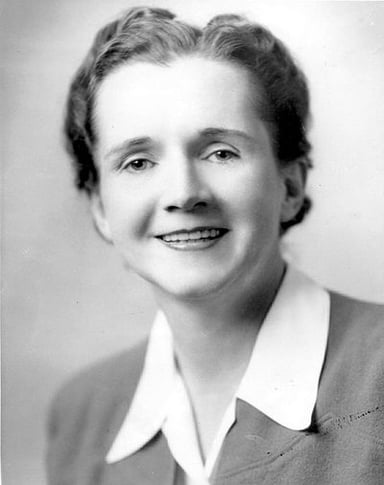 What did Rachel Carson study in college?