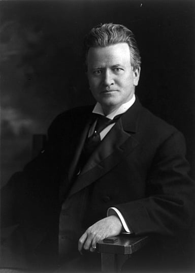 What percentage of the popular vote did La Follette win in the 1924 presidential election?