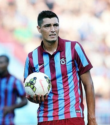 What type of shot is Cardozo particularly famous for?
