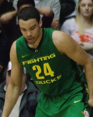 In which year did Dillon Brooks win the Julius Erving Award?