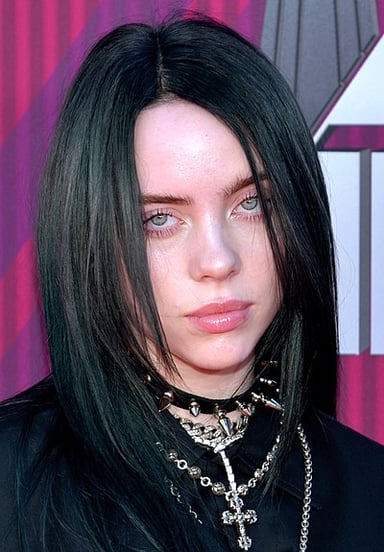 Who has Billie Eilish had a romantic relationship with?