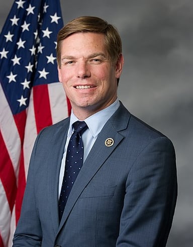 Swalwell grew up in which Californian city?