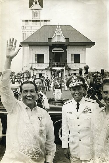 What major international relationship did Diosdado Macapagal establish for the Philippines?