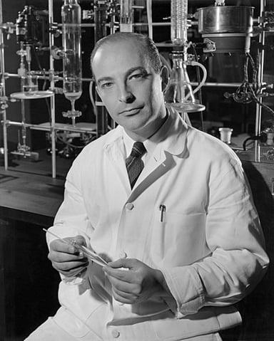 With whom did Arthur Kornberg share the Nobel Prize?