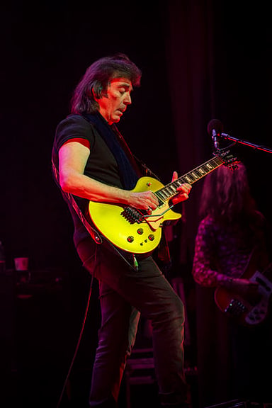 In what year did Steve Hackett's band GTR disband?