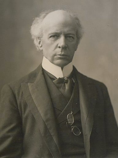 Laurier witnessed the entry of which provinces into Confederation?