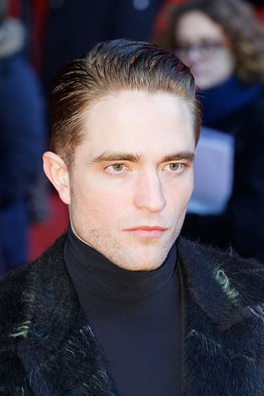 What is the name of the character Robert Pattinson played in the Twilight Saga?