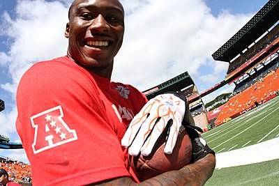 How many times has Brandon Marshall been selected to the Pro Bowl?