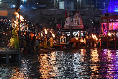 Which two Hindu gods are associated with the names Hardwar and Haridwar?