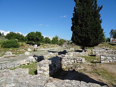 What was the name of the legendary founder of Miletus from the Peloponnesus?
