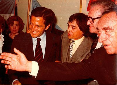 What party did Adolfo Suárez found in 1981?
