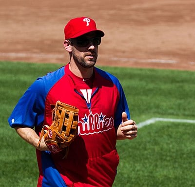 How many seasons Cliff Lee played in MLB?